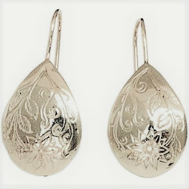 Engraved Flower hanging earrings Sterling Silver